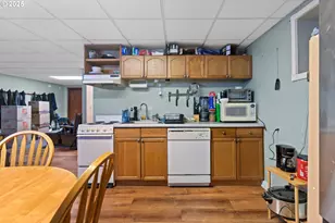 1920 NE 127th Ave, Portland, OR 97230 - Photo 31