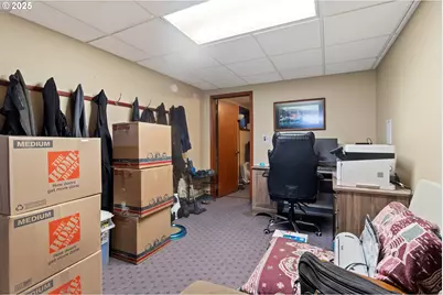 1920 NE 127th Ave, Portland, OR 97230 - Photo 35