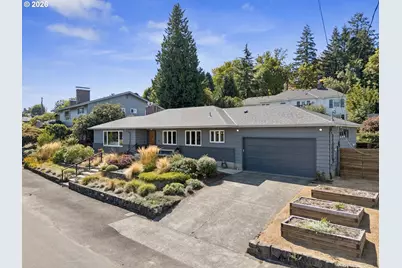 7955 SW 4th Ave, Portland, OR 97219 - Photo 3