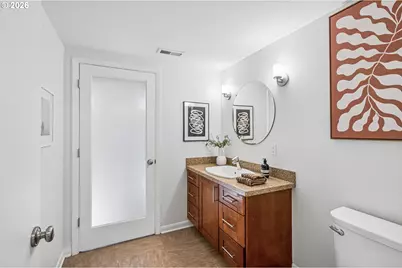 7955 SW 4th Ave, Portland, OR 97219 - Photo 39