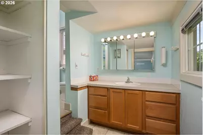 121 NE Fargo St, Portland, OR 97212 - Photo 17