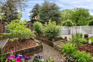 121 NE Fargo St, Portland, OR 97212 - Photo 25