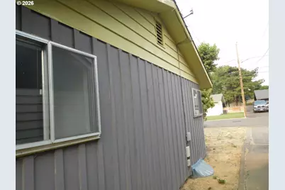300 Parkview St, Milton-Freewater, OR 97862 - Photo 3