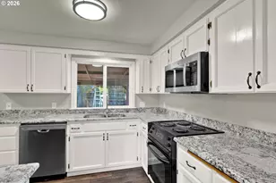 5423 Basin St S, Salem, OR 97306 - Photo 11