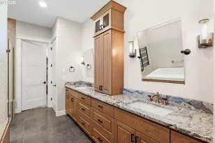 337 SE Kurth Meadow Ave, Salem, OR 97301 - Photo 11