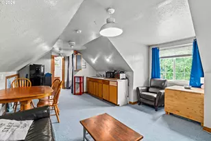 1755 E 43rd Ave, Eugene, OR 97405 - Photo 31