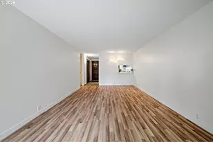 312 Hunington Ave, Eugene, OR 97405 - Photo 17