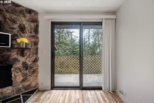 312 Hunington Ave, Eugene, OR 97405 - Photo 13