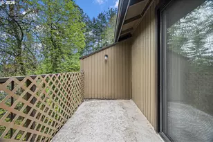 312 Hunington Ave, Eugene, OR 97405 - Photo 15