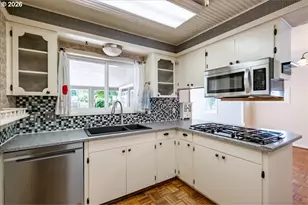 1012 S Water St, Silverton, OR 97381 - Photo 17