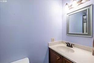 1012 S Water St, Silverton, OR 97381 - Photo 25