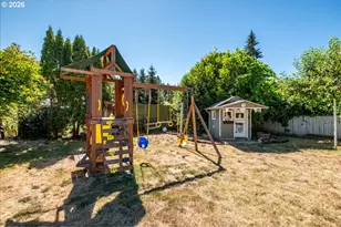 1012 S Water St, Silverton, OR 97381 - Photo 39