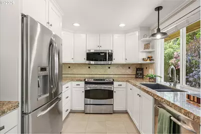 9520 NE 8th St, Vancouver, WA 98664 - Photo 11