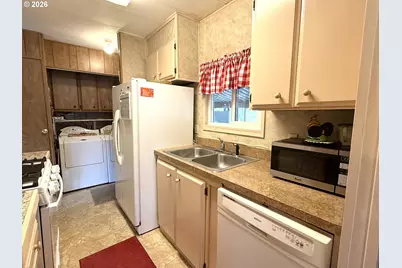 955 NE Mill St #A7, Waldport, OR 97394 - Photo 7