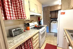 955 NE Mill St, Waldport, OR 97394 - Photo 11