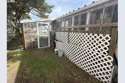 955 NE Mill St #A7, Waldport, OR 97394 - Photo 33