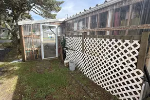 955 NE Mill St, Waldport, OR 97394 - Photo 33