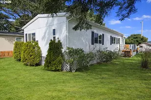 955 NE Mill St, Waldport, OR 97394 - Photo 5