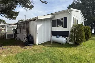 955 NE Mill St, Waldport, OR 97394 - Photo 29