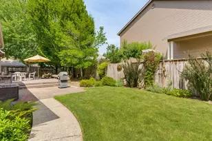 2255 NW Horizon Dr, McMinnville, OR 97128 - Photo 33