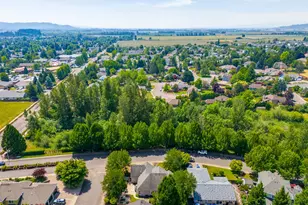 2255 NW Horizon Dr, McMinnville, OR 97128 - Photo 43