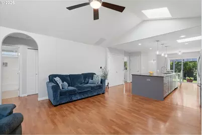 3001 N Center St, Newberg, OR 97132 - Photo 3