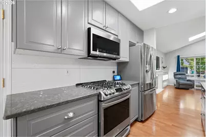 3001 N Center St, Newberg, OR 97132 - Photo 9