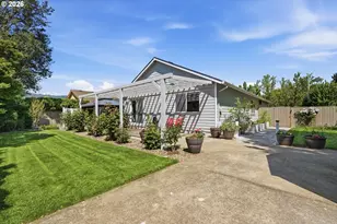 3001 N Center St, Newberg, OR 97132 - Photo 27