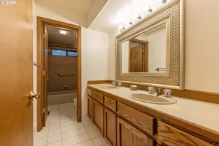 2 Nansen Summit, Lake Oswego, OR 97035 - Photo 33