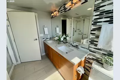 1500 SW 11th Ave #2404, Portland, OR 97201 - Photo 13