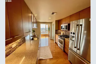 1500 SW 11th Ave #2404, Portland, OR 97201 - Photo 11