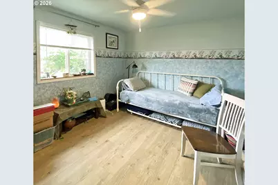 713 Pioneer Rd, Brookings, OR 97415 - Photo 11