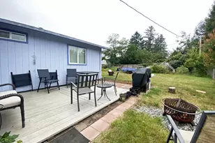 713 Pioneer Rd, Brookings, OR 97415 - Photo 15