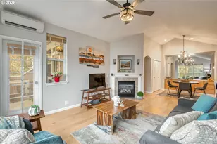 4555 Summerlinn Way, West Linn, OR 97068 - Photo 9