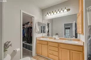 4555 Summerlinn Way, West Linn, OR 97068 - Photo 15