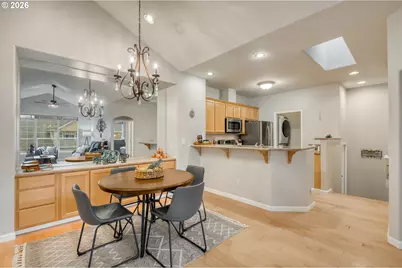 4555 Summerlinn Way, West Linn, OR 97068 - Photo 9