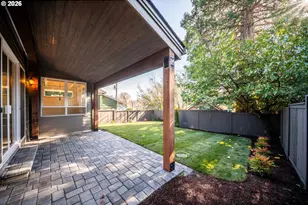 2077 5th Ave, West Linn, OR 97068 - Photo 33