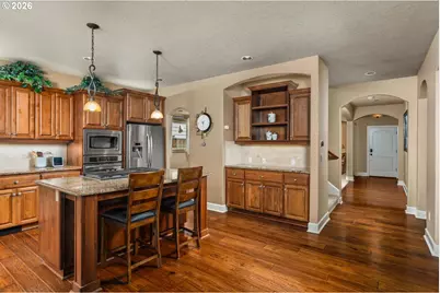 581 NW Cambray Pl, Beaverton, OR 97006 - Photo 13