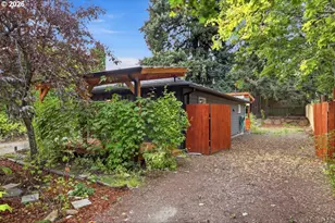 21637 SE Ash St, Gresham, OR 97030 - Photo 17