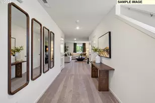 5711 Bainbridge Rd, Eugene, OR 97402 - Photo 3