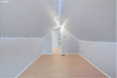 552 SE 32nd Ave, Hillsboro, OR 97123 - Photo 23