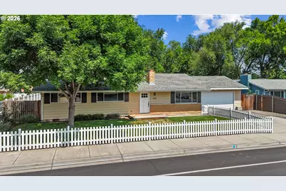 4349 SW Quinney Ave, Pendleton, OR 97801 - Photo 3