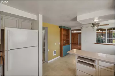 1290 Riggs Hill Rd, Sweet Home, OR 97386 - Photo 17