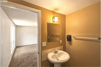 1290 Riggs Hill Rd, Sweet Home, OR 97386 - Photo 21