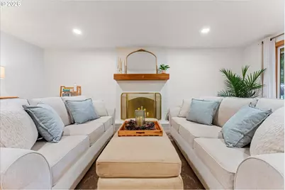 5271 Chinook Ct, Lake Oswego, OR 97035 - Photo 9