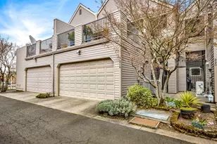 210 NE 5th St, Gresham, OR 97030 - Photo 33