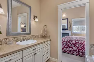 210 NE 5th St, Gresham, OR 97030 - Photo 25