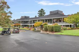 10820 SW Meadowbrook Dr, Portland, OR 97224 - Photo 43