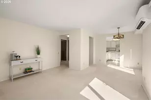 10820 SW Meadowbrook Dr, Portland, OR 97224 - Photo 15