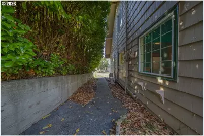 1090 Fir Ave, Reedsport, OR 97467 - Photo 37